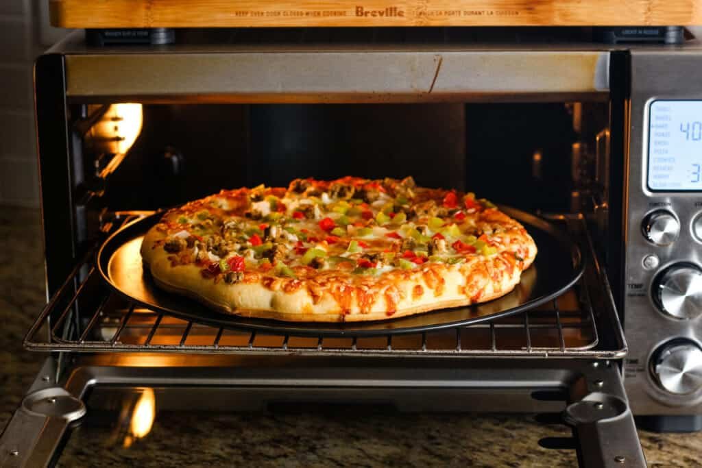 Ultimate Guide: How Long To Cook A Pizza In The Oven
